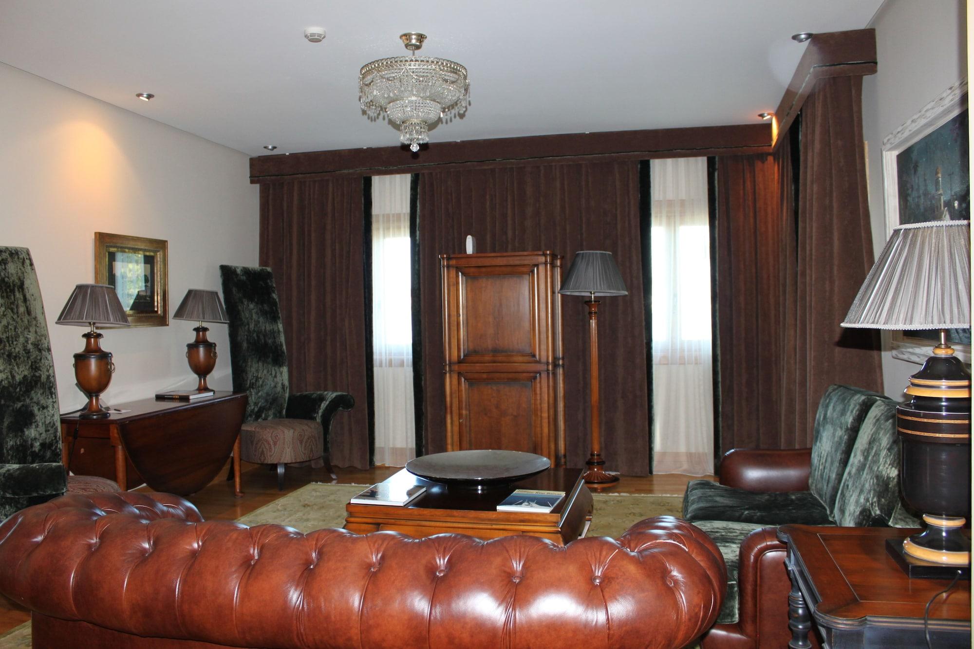 Pazo Los Escudos Hotel Spa & Resort Vigo Dış mekan fotoğraf Interior of the residence